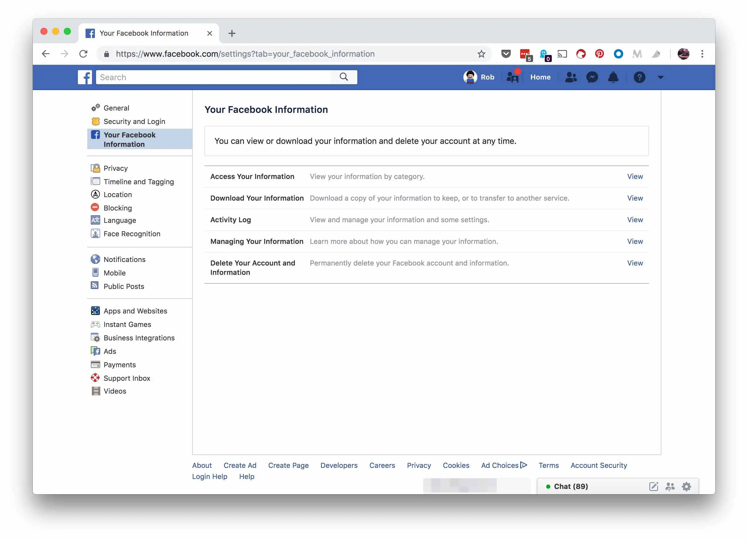 Captura de tela da guia Your Facebook Information das configurações de privacidade do Facebook na web