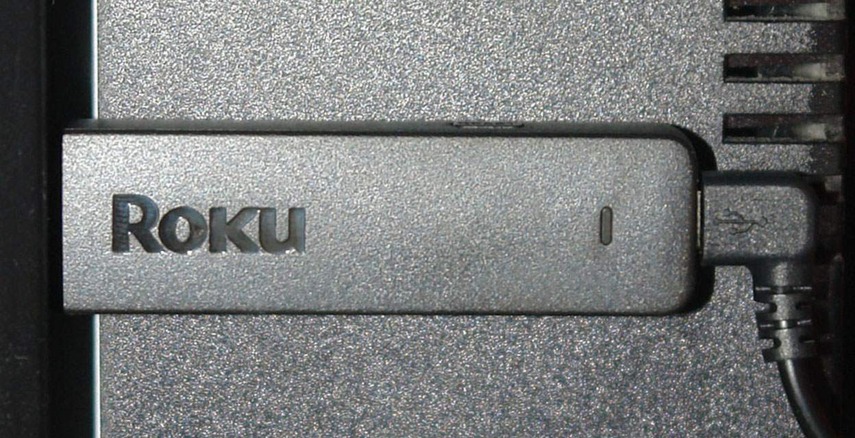 Roku Streaming Stick conectado à TV via HDMI