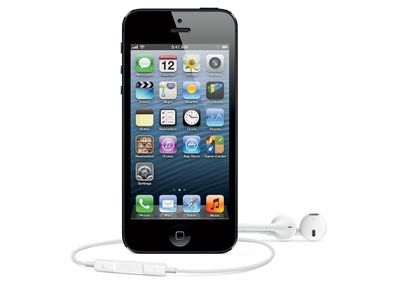 iPhone 5 com fones de ouvido