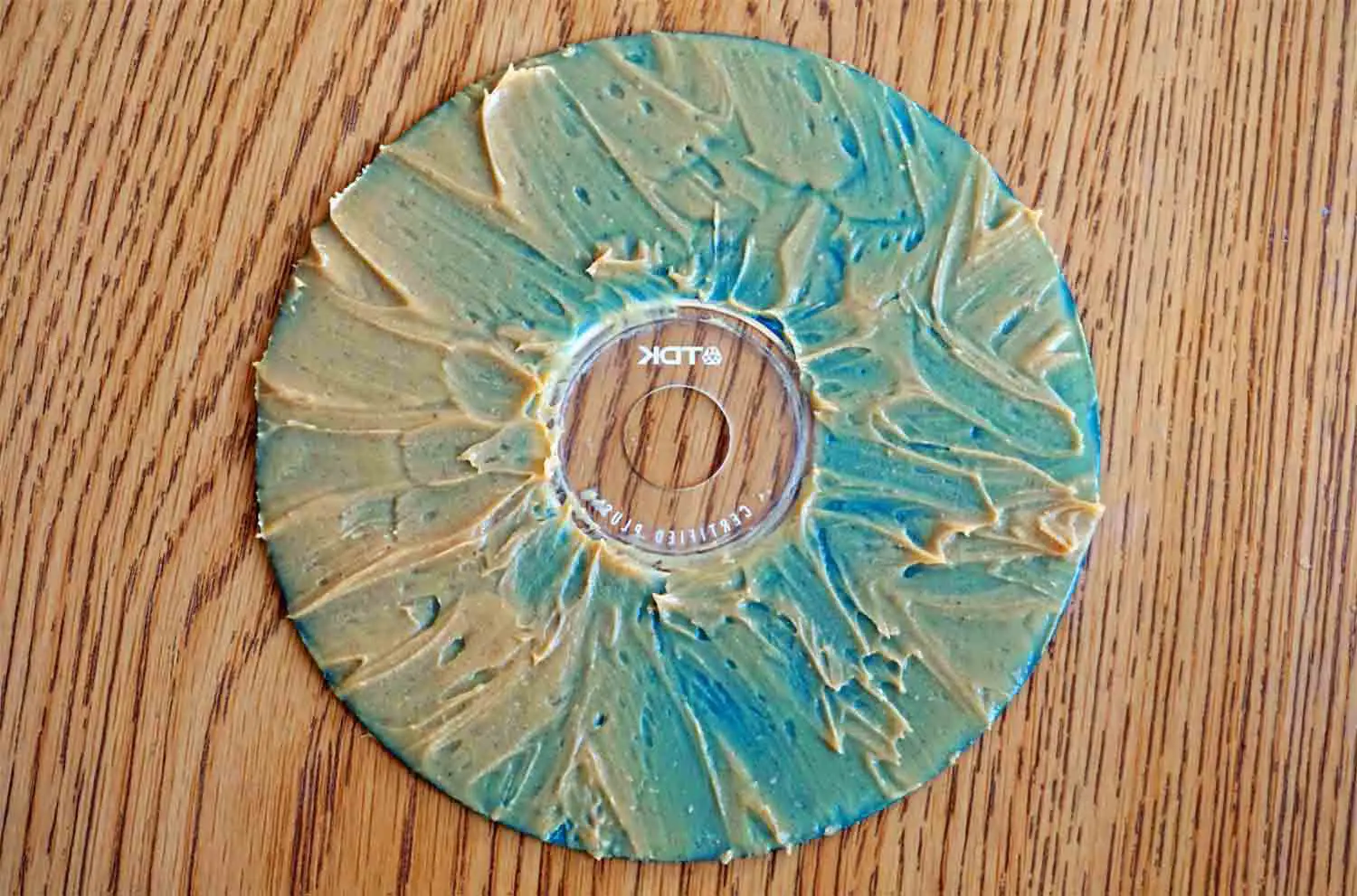 Consertando CD Riscado - Manteiga de Amendoim