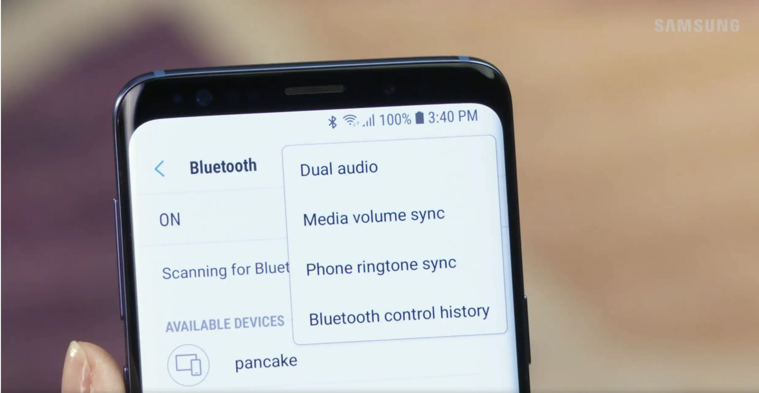 Opção de menu Samsung Dual Audio no Android Oreo