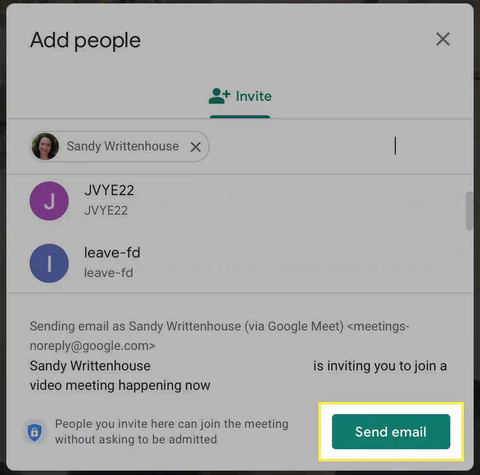 O botão Enviar e-mail destacado na tela de convite do Google Meet.