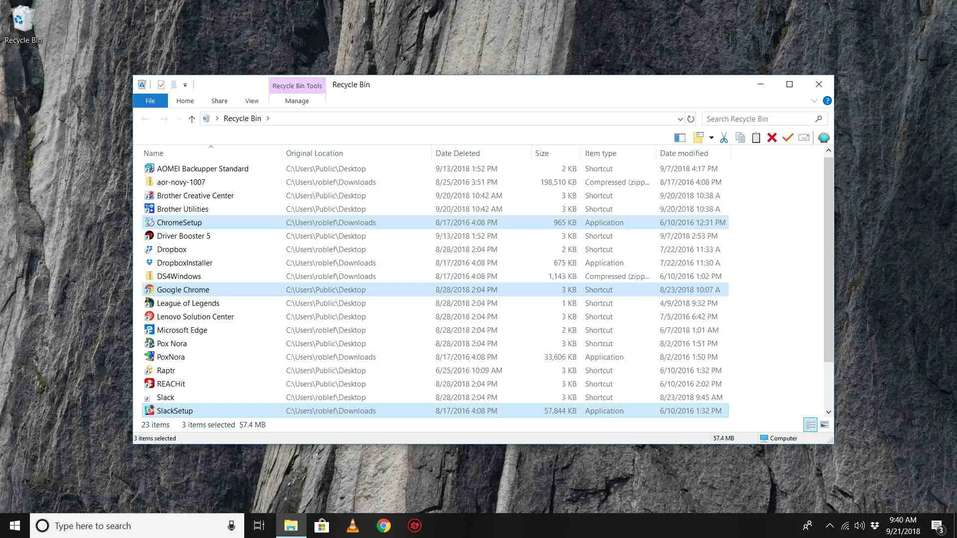 Captura de tela da área de trabalho do Windows 10 com janela da Lixeira aberta na visualização Detalhes