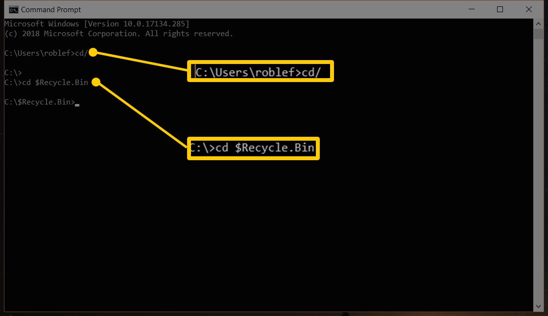 Captura de tela do prompt de comando destacando os comandos cd / e cd $ Recycle.Bin