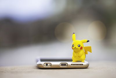 Personagem Nintendo Pokémon Go Pikachu e iPhone