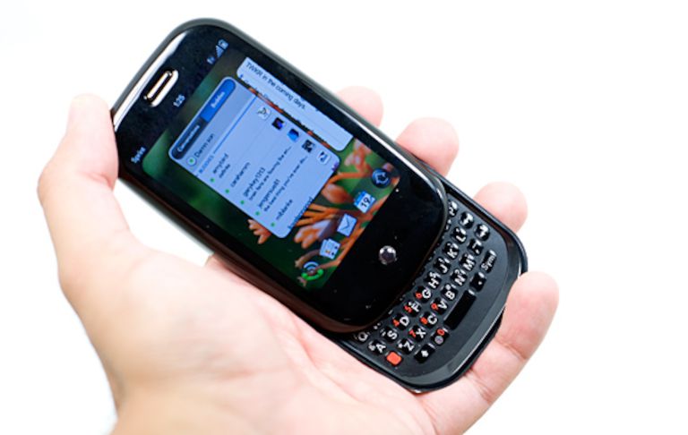 Smartphone Palm Pre mostrado de frente