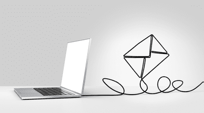 Imagem de um laptop enviando um e-mail