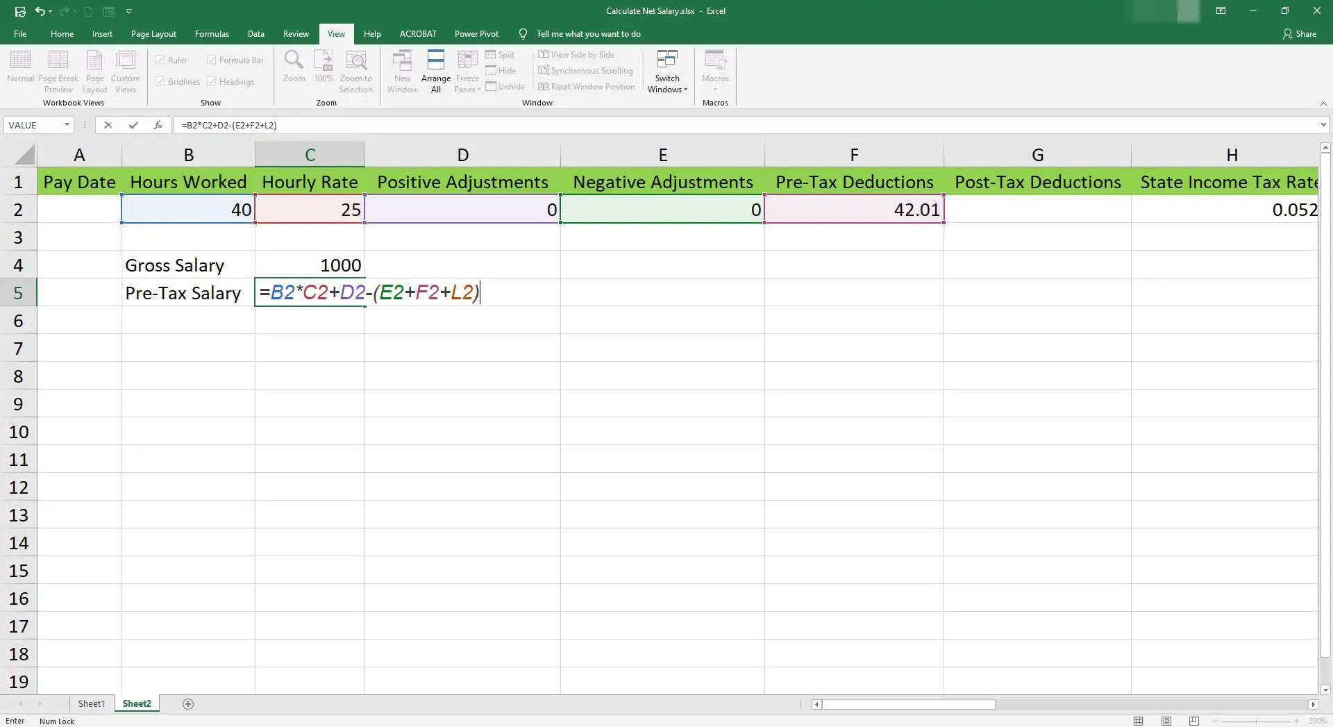 Inserindo a fórmula de salário antes dos impostos em uma célula do Microsoft Excel.