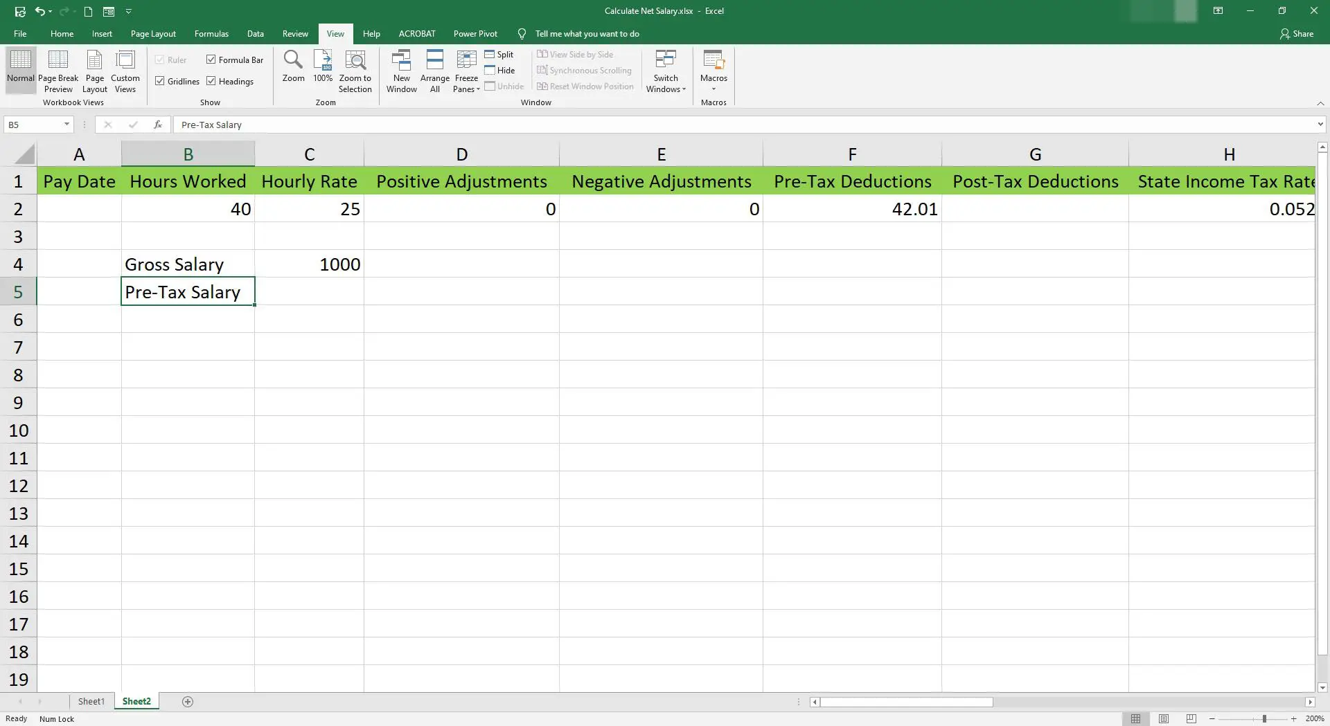 Inserindo o salário antes dos impostos em uma célula do Microsoft Excel.