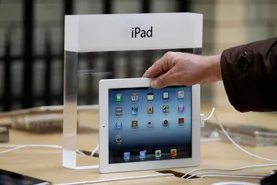 iPad 4 exibido em uma Apple Store
