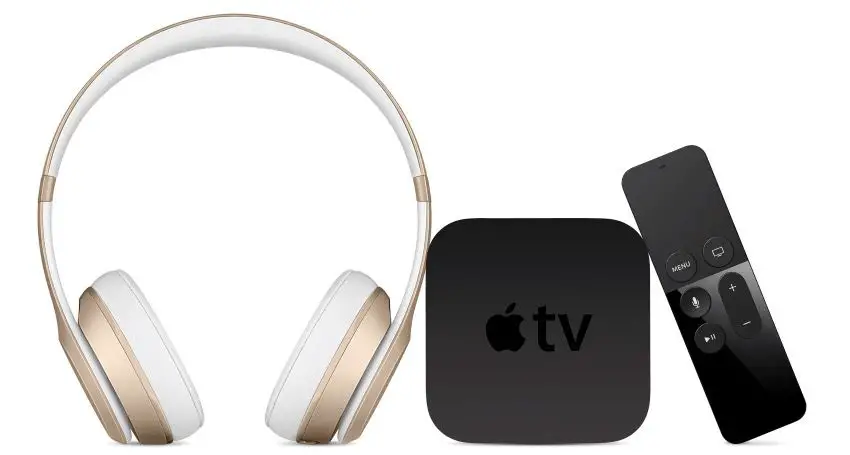 Apple TV e fones de ouvido