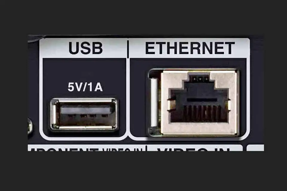 Receptor de home theater Onkyo TX-NR787 - conexões USB e Ethernet