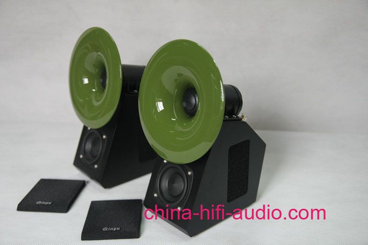 Os alto-falantes Qinpu S-2 Horn