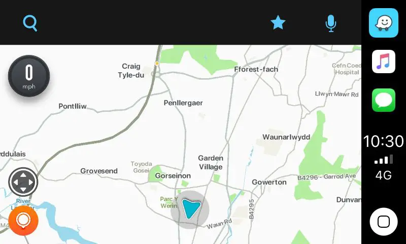 Aplicativo Waze no Apple CarPlay exibindo a tela do mapa