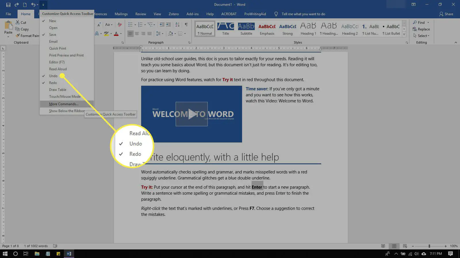Microsoft Word mostrando o menu suspenso para personalizar a Barra de Ferramentas de Acesso Rápido.