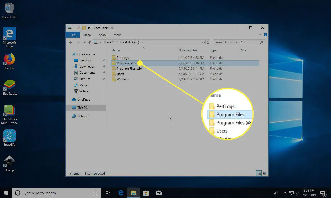 Uma captura de tela do Windows Explorer com a pasta Arquivos de programas destacada