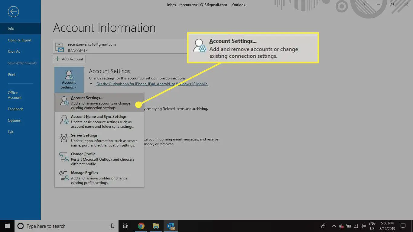 Uma captura de tela das Informações da conta no Outlook com a opção Configurações da conta destacada