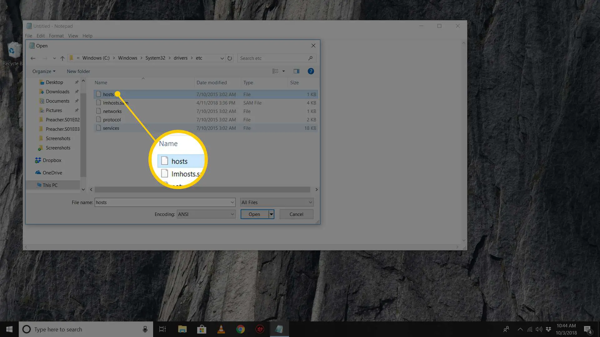 Captura de tela do arquivo de hosts na caixa de diálogo Abrir do Bloco de notas do Windows 10