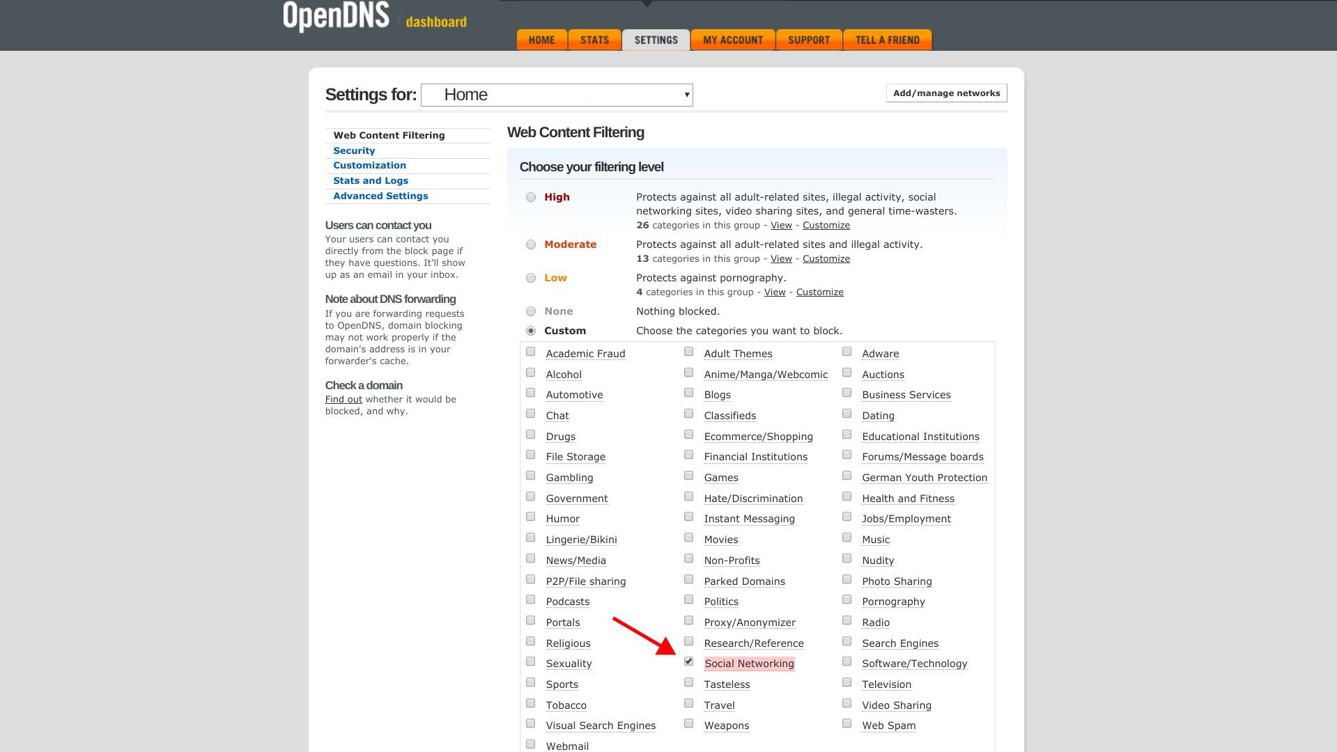 Filtragem de conteúdo da web OpenDNS, que mostra sites de redes sociais bloqueados.