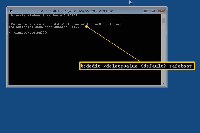 Comando "bcdedit / deletevalue {default} safeboot" no prompt de comando do Windows