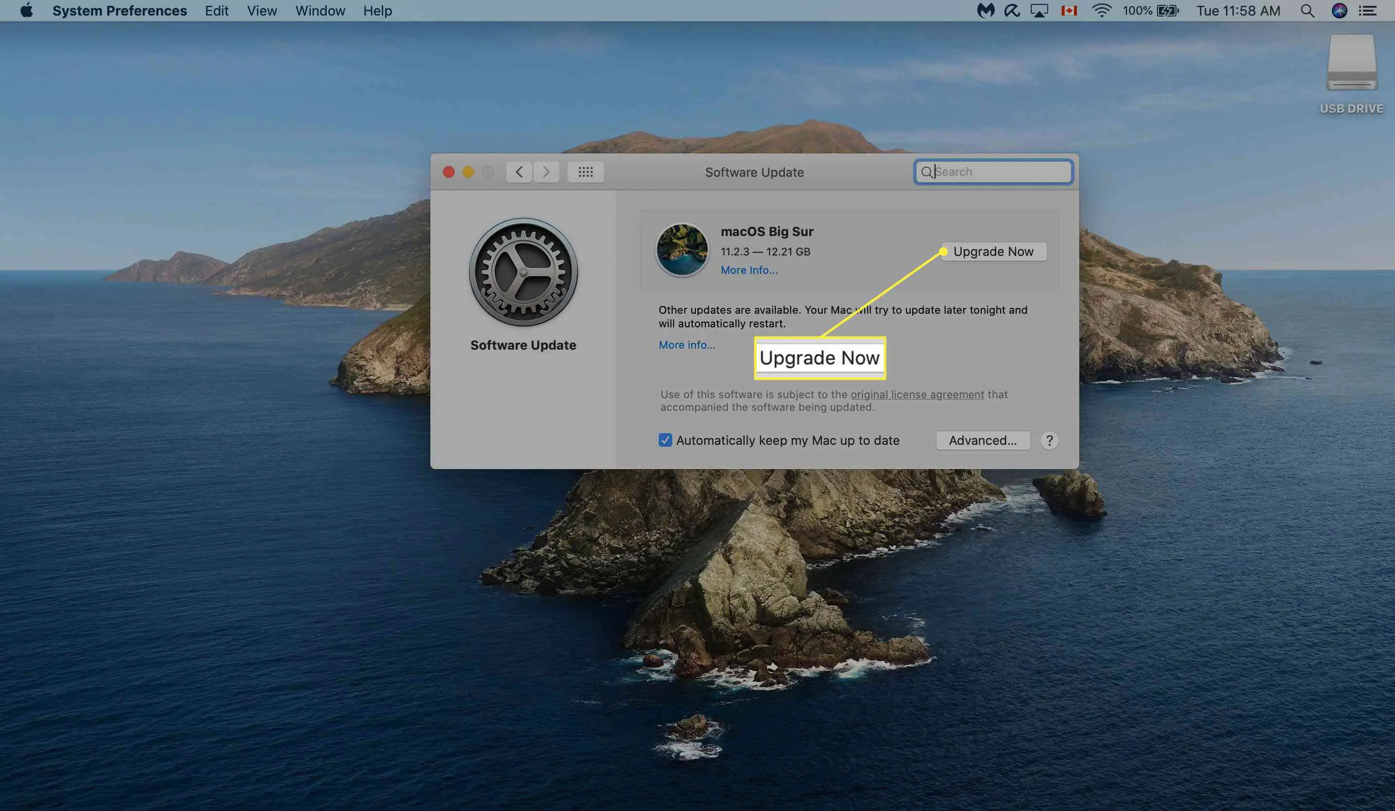Confirmando a atualização de software no Mac.