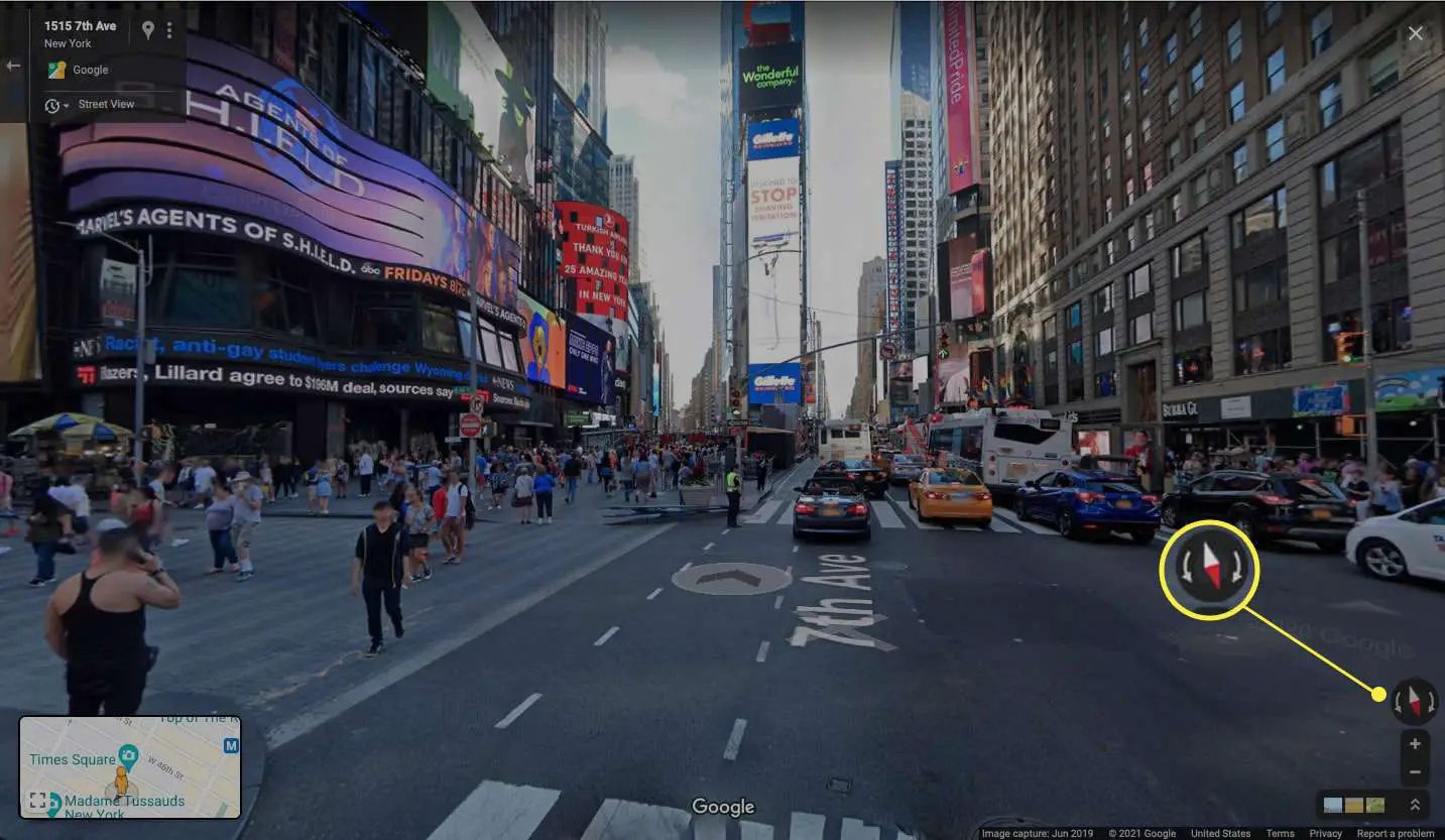 Vista de rua do Google Maps de Nova York com seta destacada