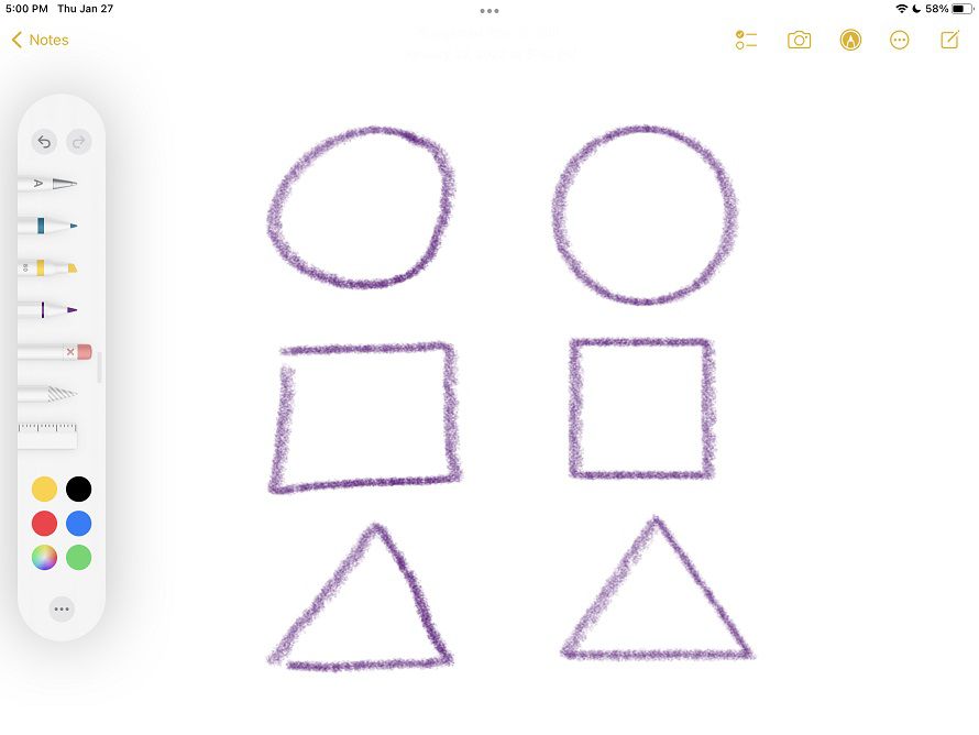Círculos, quadrados e triângulos desenhados no aplicativo Notas.
