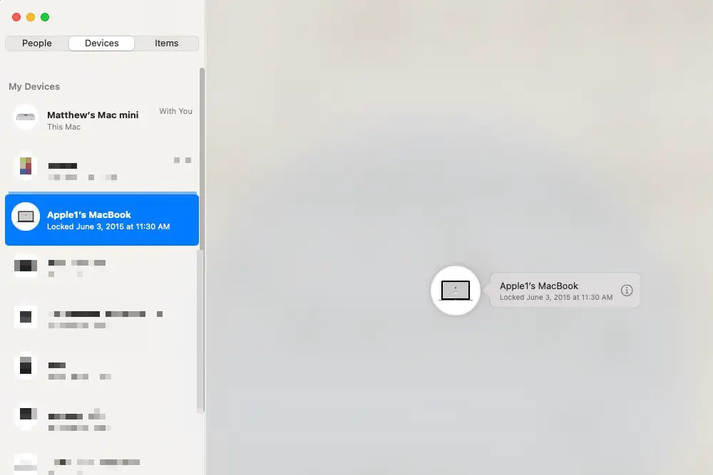 Uma captura de tela do aplicativo Find My no Mac com um Mac exibido no mapa.